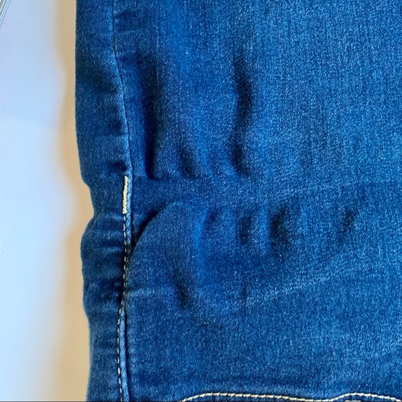 Women’s Levi’s Strauss modern skinny jeans 37” L 19” hip to hip - Picture 7 of 10